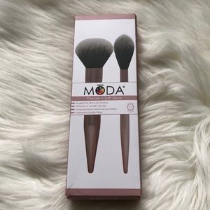 Brand New Moda brushes